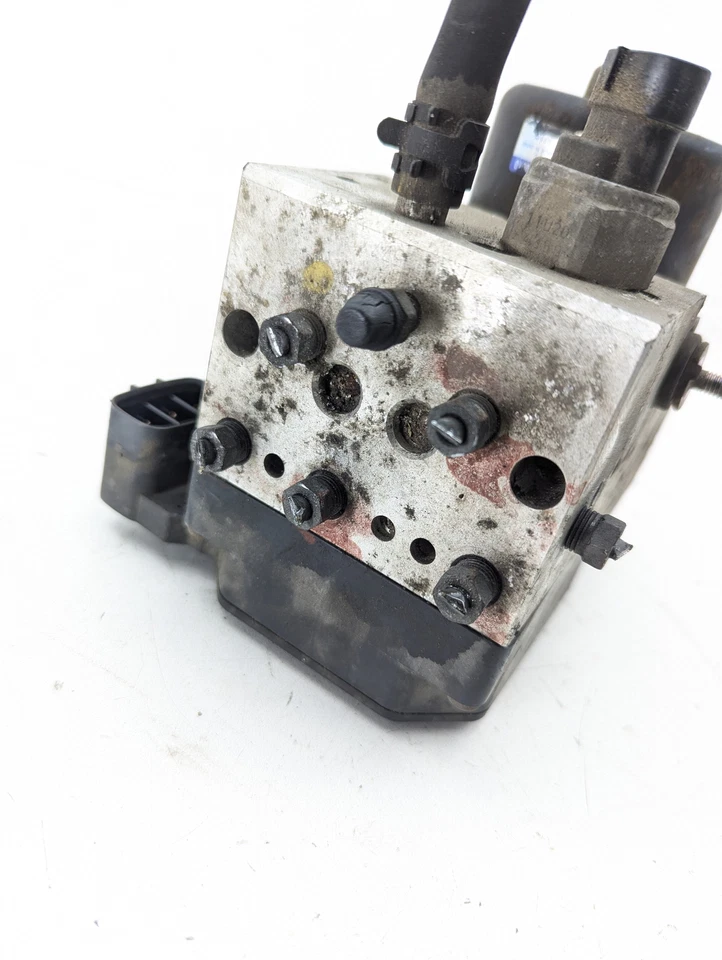 Unidad de módulo de control de bomba de freno antibloqueo ABS Lexus LS400 1998-2000 OEM Foto 4 de 4
