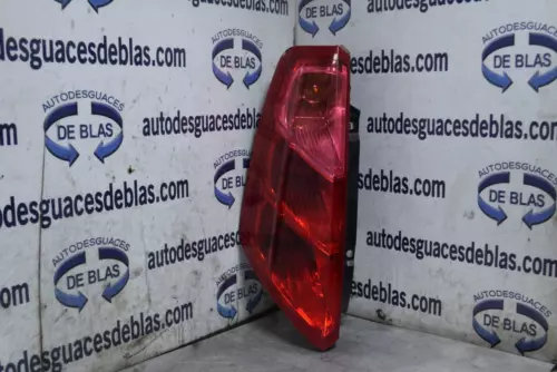 Piloto Trasero Izquierdo para FIAT GRANDE PUNTO (199) * 2804471 - Imagen 1 de 3