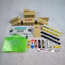 Tech Deck Lot Boards Ramp and Staircase Spin Master 2010