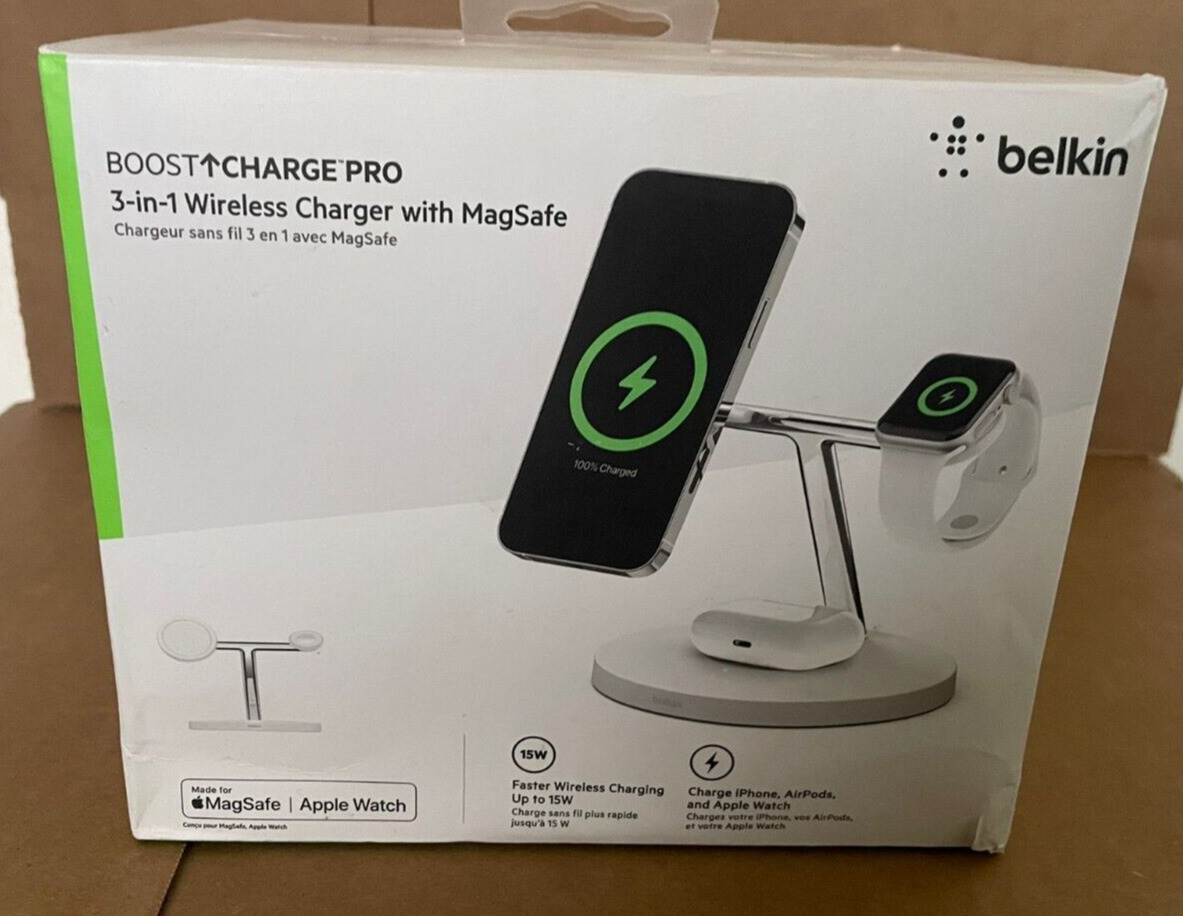 Belkin BOOST “CHARGE PRO” 3-in-1 Wireless Charger w/ MagSafe Apple Devices  MINT