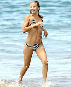 kate hudson hot bikini