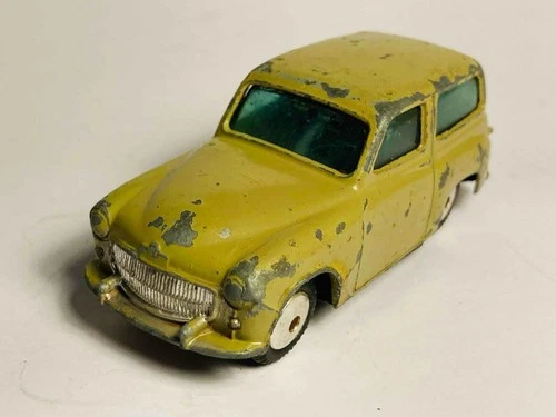 Corgi Toys #206 Hillman Husky Tan - Original Vintage (ref45)