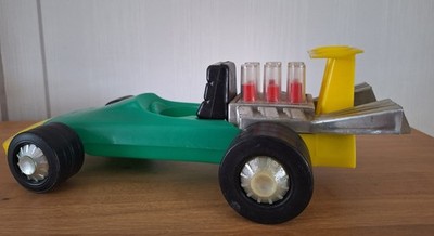 DDR Rennwagen aus Plastik 70er Jahre