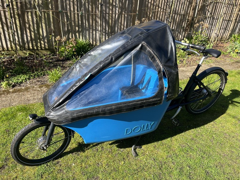 Dolly Cargo Bike - Family Cargo Bike / Bakfiets Style - Very Good Condition
