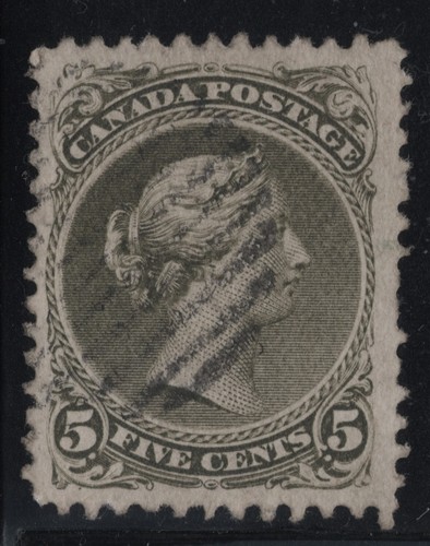 #26iv Large Queen 5c Canada used well centered XF cv $270
