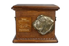 Bullmastiff - urn for dog ashes, personalized urn with engraving and bas-relief,
