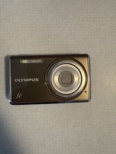 Olympus FE FE-4020 14.0MP Digital Camera UNTESTED
