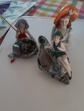 3 Figurines Anciennes En Porcelaine Baigneuses Et Demi Figurine