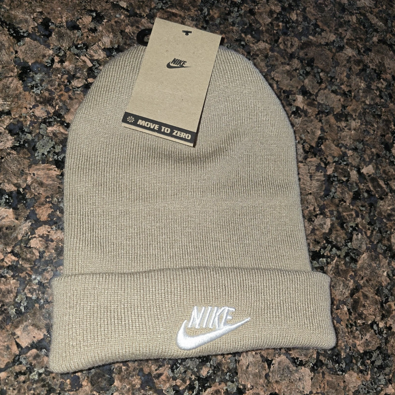 NIKE MOVE TO ZERO ADULT ONE SIZE Beanie HAT