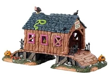 Lemax Creepy Covered Bridge #33631 BRAND NEW Free Shipping