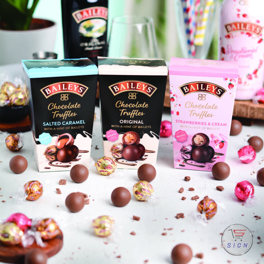 Baileys Chocolate Truffles Strawberries & Salted Caramel Original Hint Box  205g