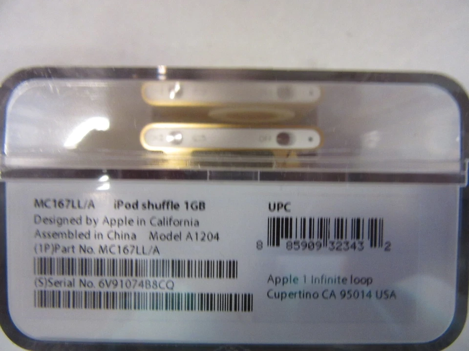 Apple iPod Shuffle 1GB Model A1204 New Never Opened - Image 2 of 4