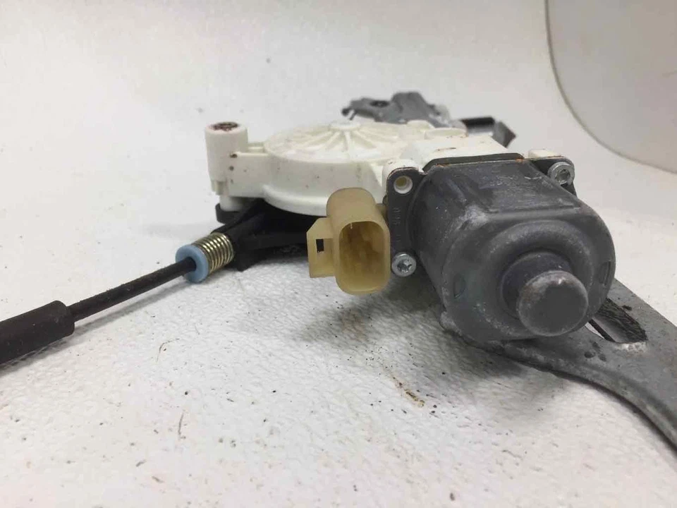 07 08 09 10 11 12 13 Chevrolet Chevy Silverado 1500 regulador puerta delantera izquierda Foto 2 de 2