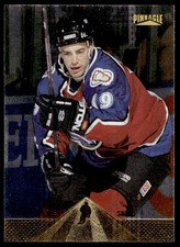 1996-97 Pinnacle FOIL Joe Sakic . Colorado Avalanche #201