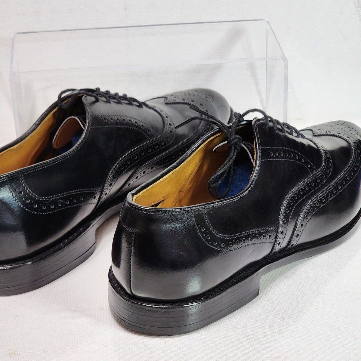 Allen Edmonds Chestern Wingtip Oxfords Mens 9 B Black Leather Medallion Allen Edmonds Black Leather McAllister | Mercari main image 4