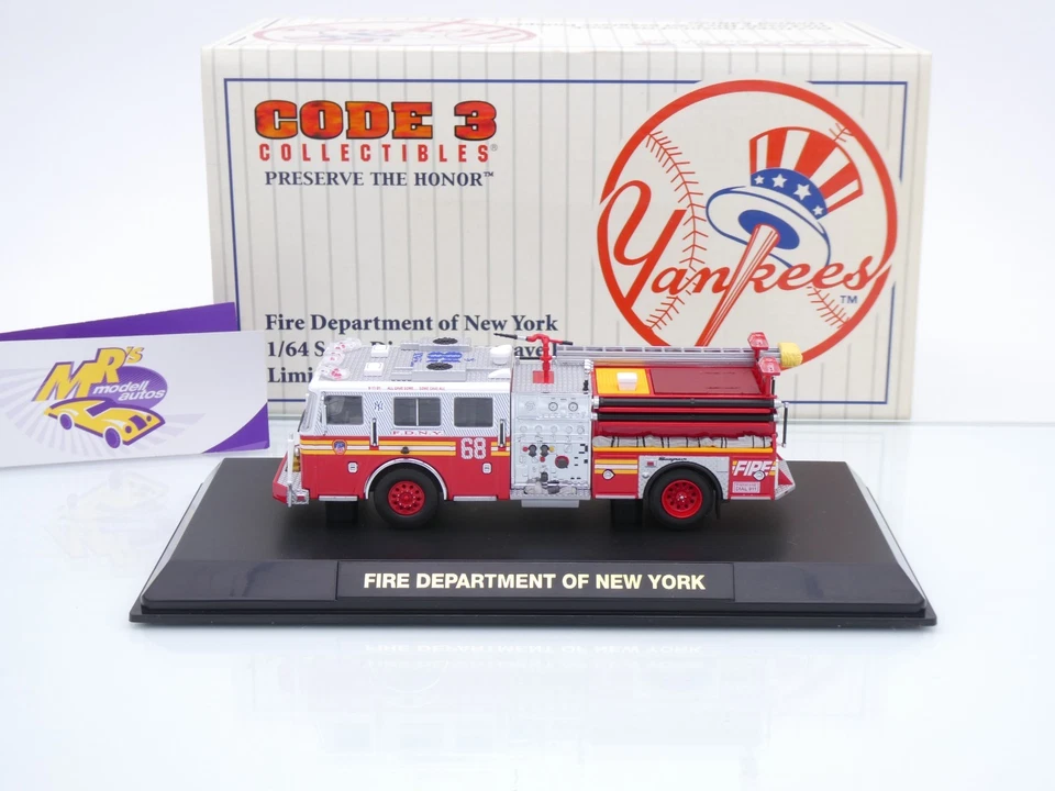 Code 3 12831 # Seagrave Pumper F.D.N.Y. Engine Company 68 " N. Y. Yankees " 1:64 - Bild 2 von 4