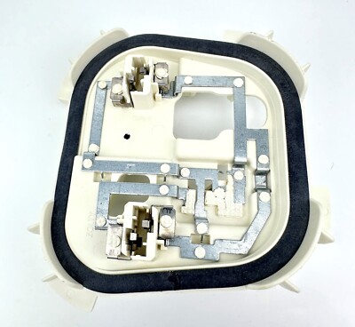 Original VW Touran 5T Lampenträger links außen Rücklicht Heckleuchte 5TA945257A