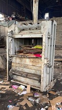 HSM Cardbord baler