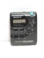SONY Walkman SRF-M33 Portable FM/AM W Belt Clip