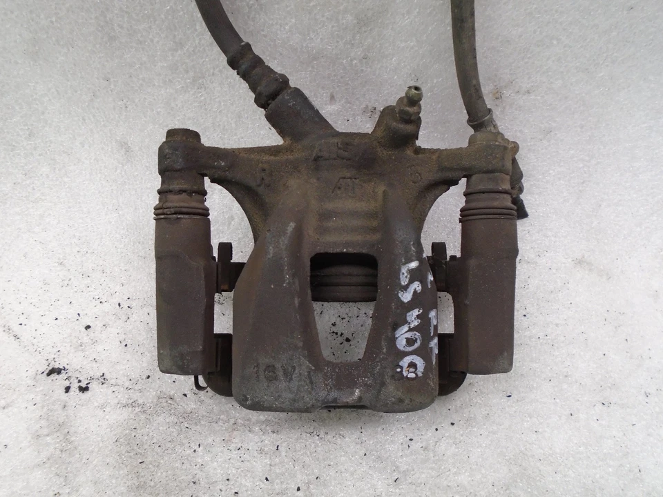 Pinza de freno trasera derecha del lado del pasajero Lexus LS400 1990-1992 OEM DK611313 Foto 3 de 4