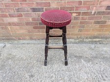 Traditional Pub Style High Bar Stool