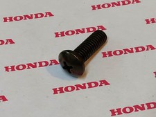 Vis de pare jambe M5x18 noire CB900 CBX1000 CB750 F/F2 HONDA 90005-MA2-000