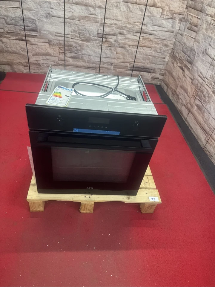 AEG BPE53516AB Backofen A+ Pyrolyse Autark SurroundCook EXPlore-Display schwarz - Bild 2 von 4