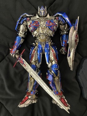 Threezero DLX Optimus Prime Transformers The Last Knight Action Figure