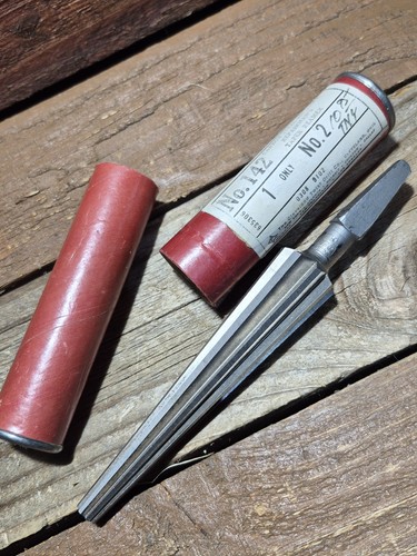 The Cleveland Twist Drill Co. Repairman's Taper Reamer No.2 Carbon Steel Bit USA