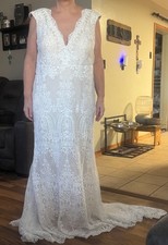 Brand new wedding Dress Size 12-14 Ivory Lace special occasion Gown full length