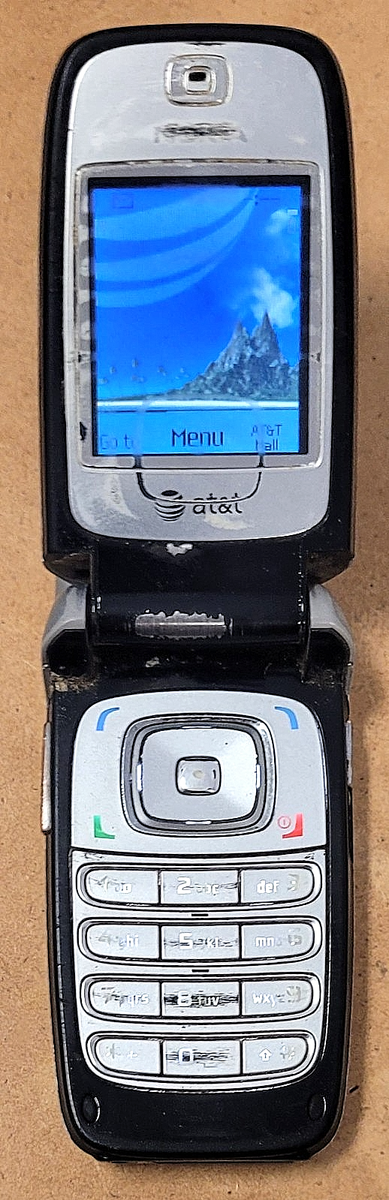 Nokia 6102i - Black and Silver ( AT&T ) Rare Cellular Flip Phone