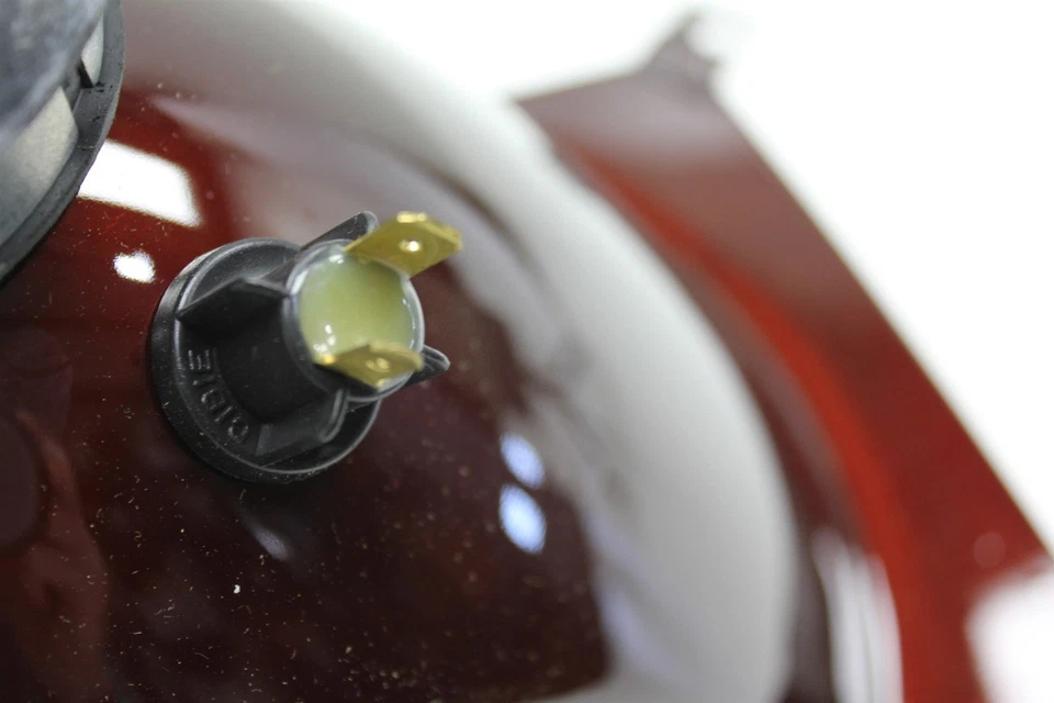 88-93 Ford CF700 CF800 CFT700 CFT800 Left Headlight E8HZ13008D OEM Factory - Image 4 of 4