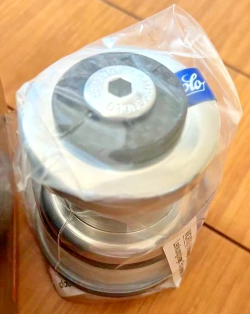 Campagnolo Record HEADSET  Threadless 1 1/8 HS00-RETHOS Silver NOS In Box - Image 4 of 4