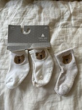 NEW BABY GAP FIRST FAVORITES TEDDY BEAR SOCKS 3-6M Beige White 3 Pairs Set