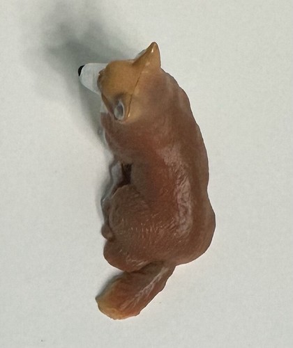 NEW Netflix Zuru Mini Brands Bridgerton Newton The Dog Miniature Toy Figurine - Picture 2 of 6
