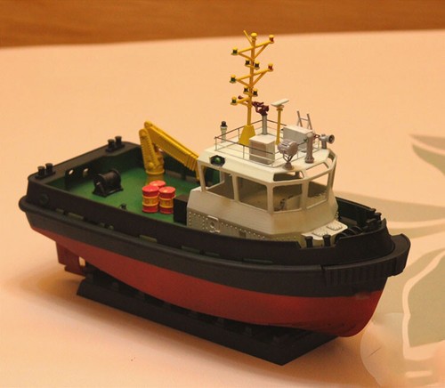 Kit de envío modelo RC para mujer Stan Tug 1907 1:100 221 mm 8,7" - Imagen 6 de 18