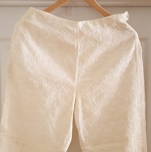 Vintage Midcentury Saks Fifth Avenue Capri Pants Cream Side Zipper Classic Look! - Picture 6 of 24