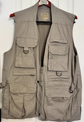 Cabela s Safari Series Vented Fishing Hunting Outdoors Utility Vest Men's Sz M