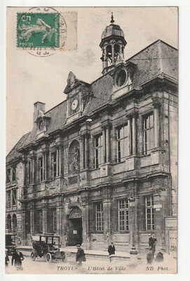 10 TROYES , La Rue Urbain Iv Et Le Beffroi De Saint-Jean EUR 1,49 - FR