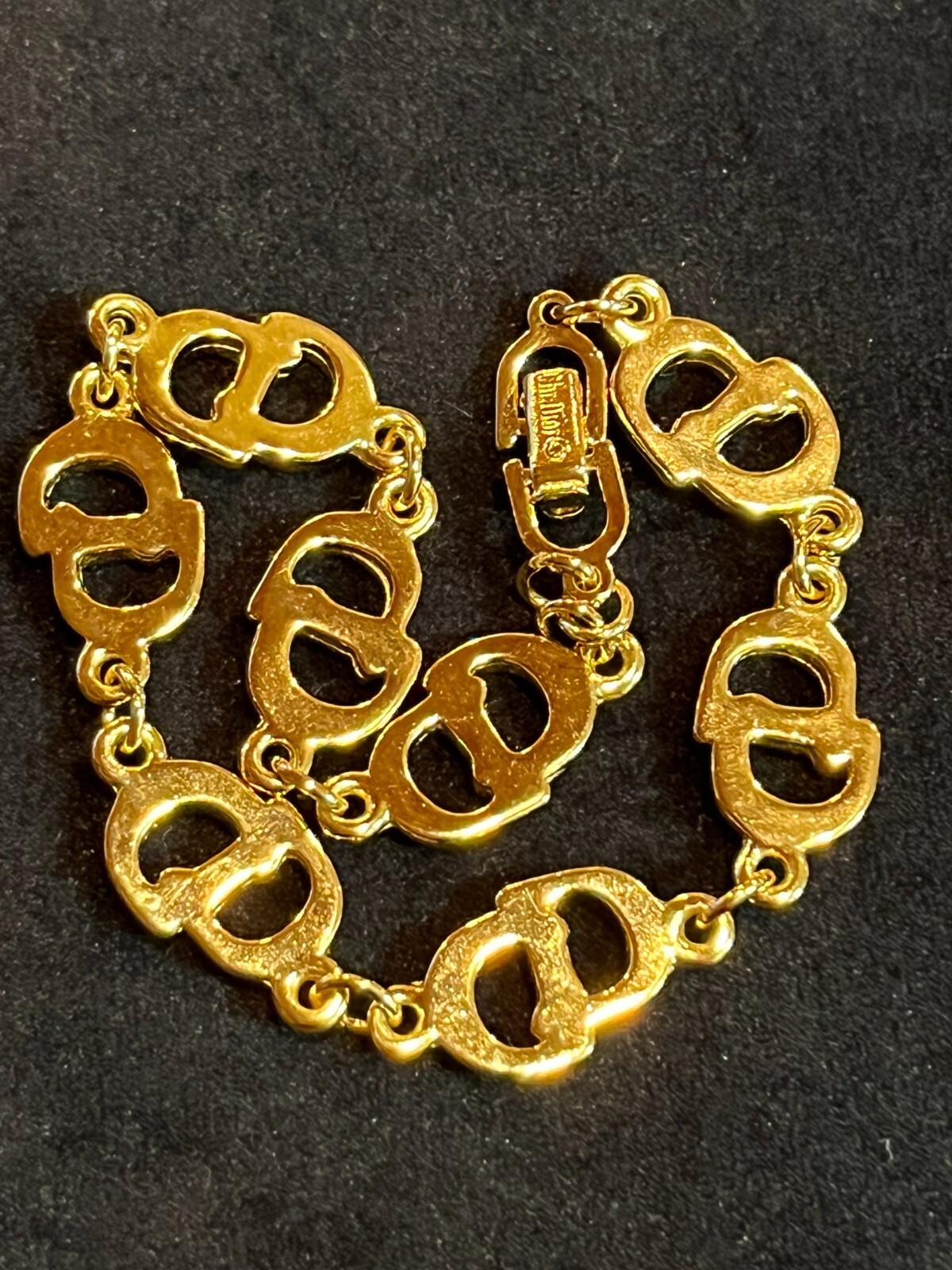 CHRISTIAN DIOR Bracelet Bangle Chain AUTH Gold BIG CD Logo Vintage Rare