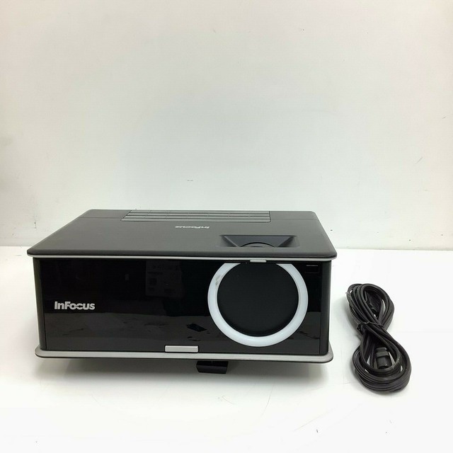 InFocus IN3116 Portable Widescreen DLP Projector eBay