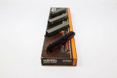Z Scale Marklin 8100 BR 18 Steam Locomotive & 3 Passenger
