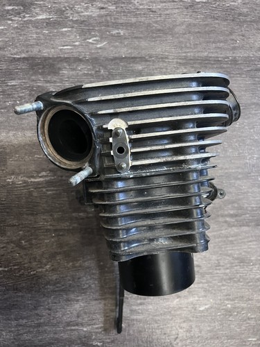 1997-2004 SUZUKI VZ800 VZ 800 MARAUDER REAR CYLINDER AND HEAD - Bild 1 von 6