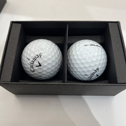 Crowdstrike Callaway Golf Golf Balls 2 Balls Total Blackout - Picture 3 of 4