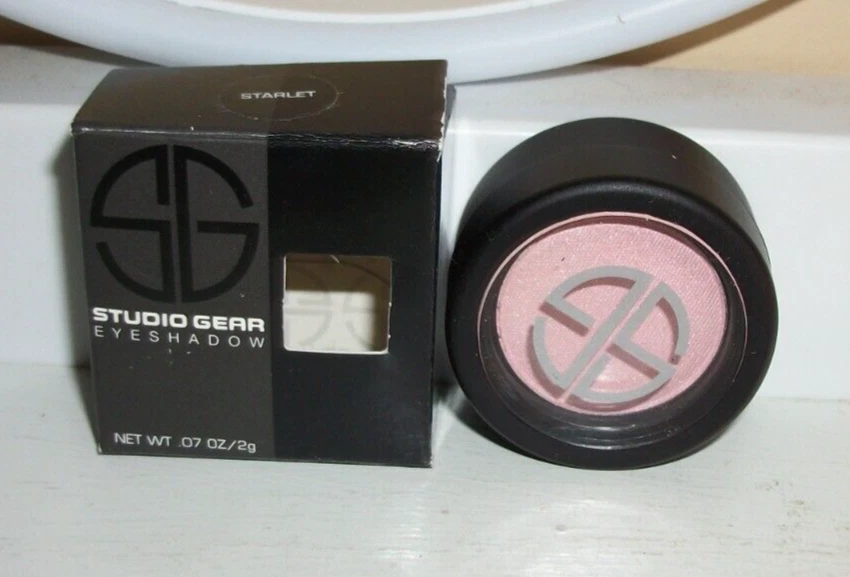 Sombra de ojos mate Studio Gear Cosmetics STARLIT .07 oz nueva en caja Foto 2 de 3