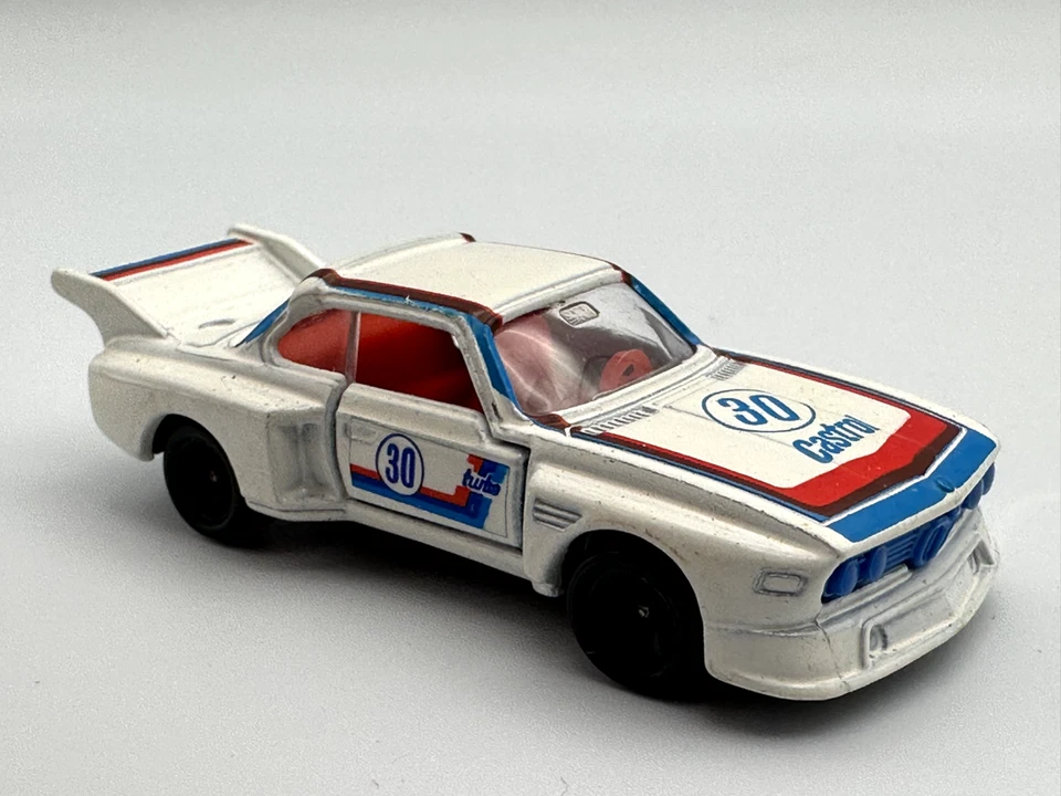 TOMICA POCKET CARS #F30 BMW 3.5 CSL, BLANCO, CASTROL, 1:64, EXCELENTE Foto 2 de 4