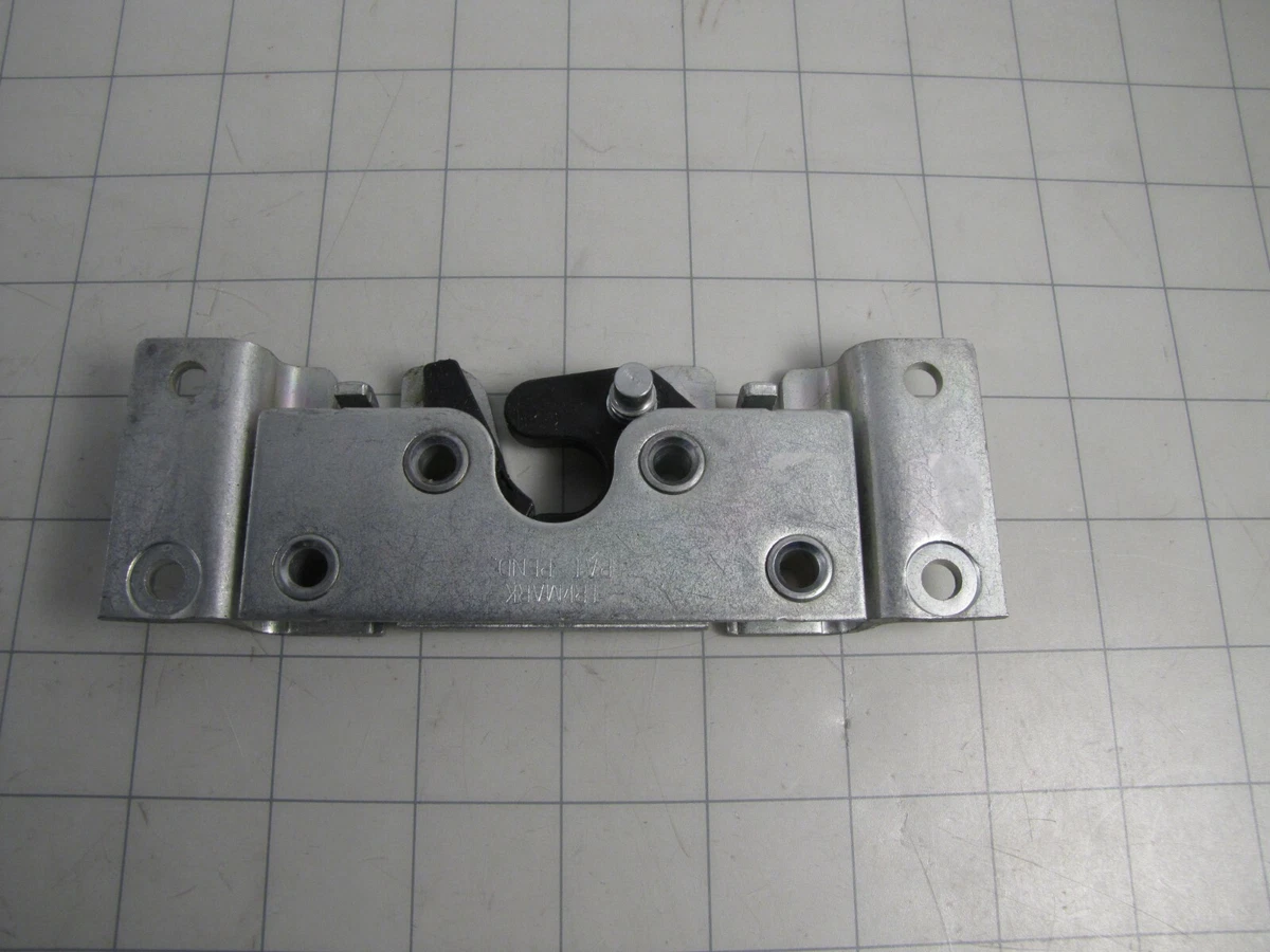 Paccar 50399AA Kenworth R56-1122 RH Cab Door Latch Passenger Side 