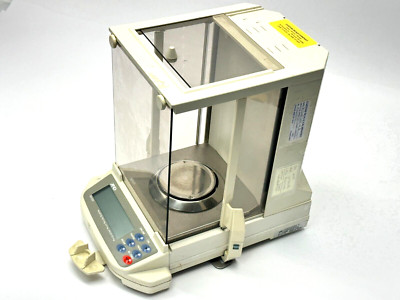 A&D GR-202 Analytical Lab Scale 42g/210g x 0.1/0.01mg