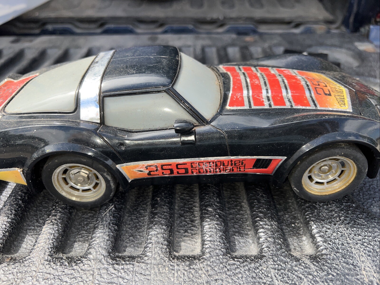 Picture 2 of 18