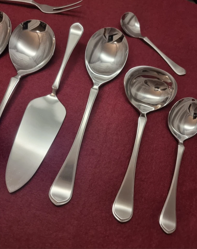 BSF Magnolia Vorleger 9 teiliges Servierbesteck u.a Saucenkelle Salatbesteck  - Bild 3 von 4